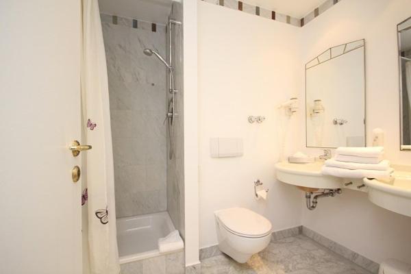Meeressterne Hotel Residenz In Heringsdorf Exteriör bild