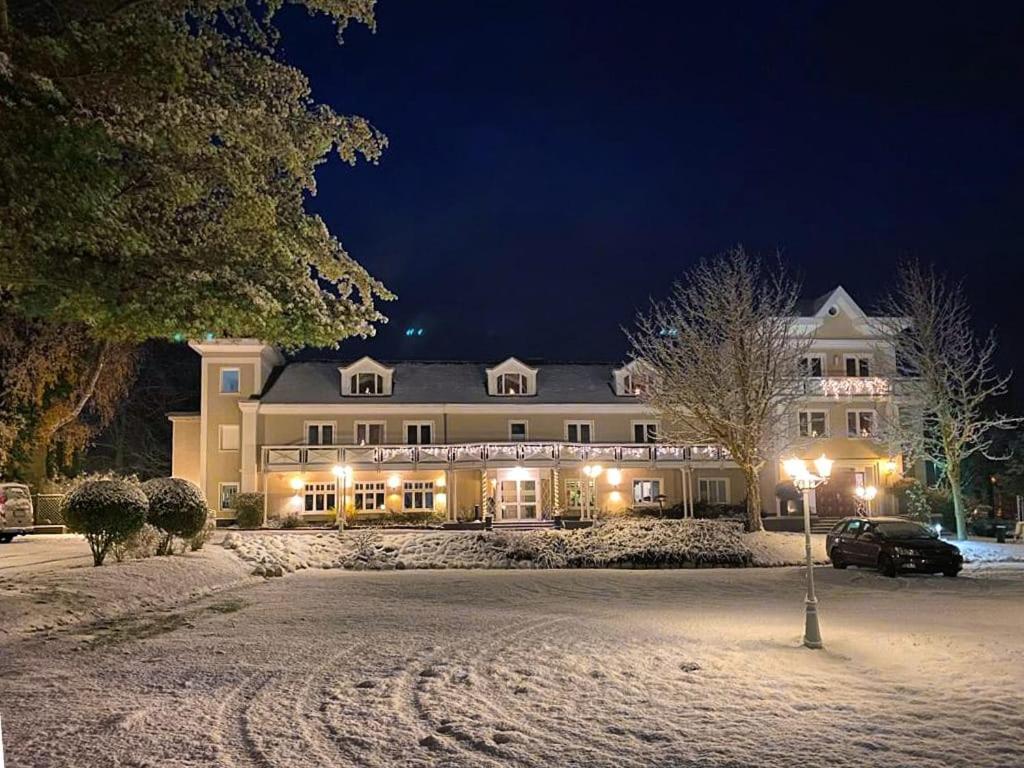 Meeressterne Hotel Residenz In Heringsdorf Exteriör bild